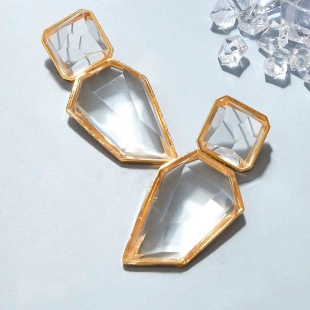 NEW•SUPER GLAM UNIQUE GOLD STATEMENT EARRINGS